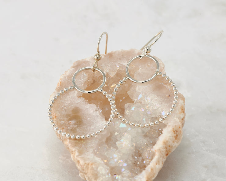 beaded circles hoop silver polished earring in quartz
