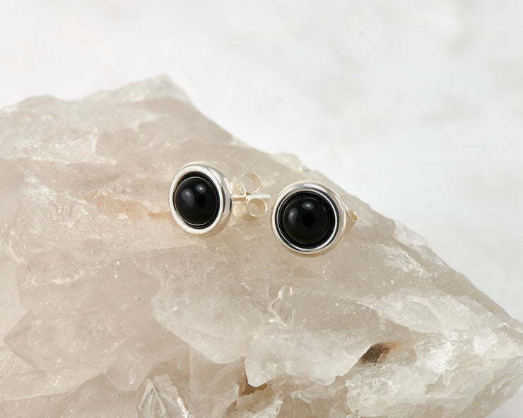 silver black onyx stud earrings on crystal