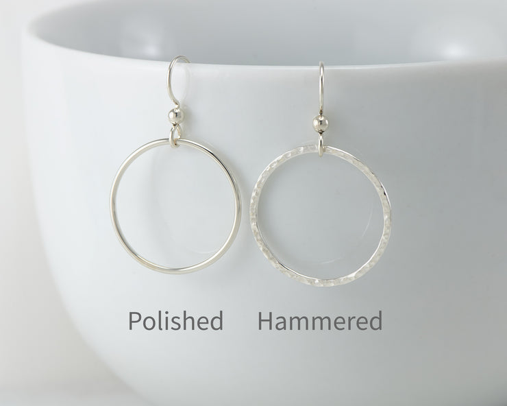 silver hoop earring finish styles: polished & hammered