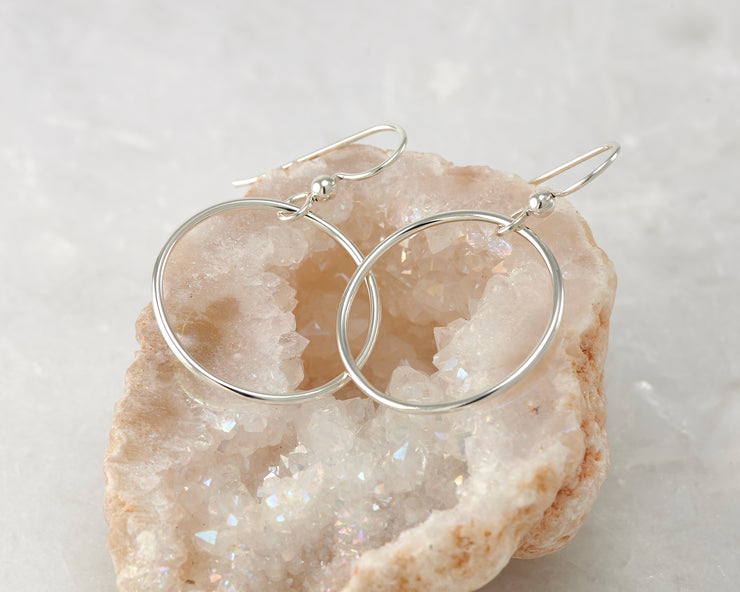 medium hoop silver earring in quartz