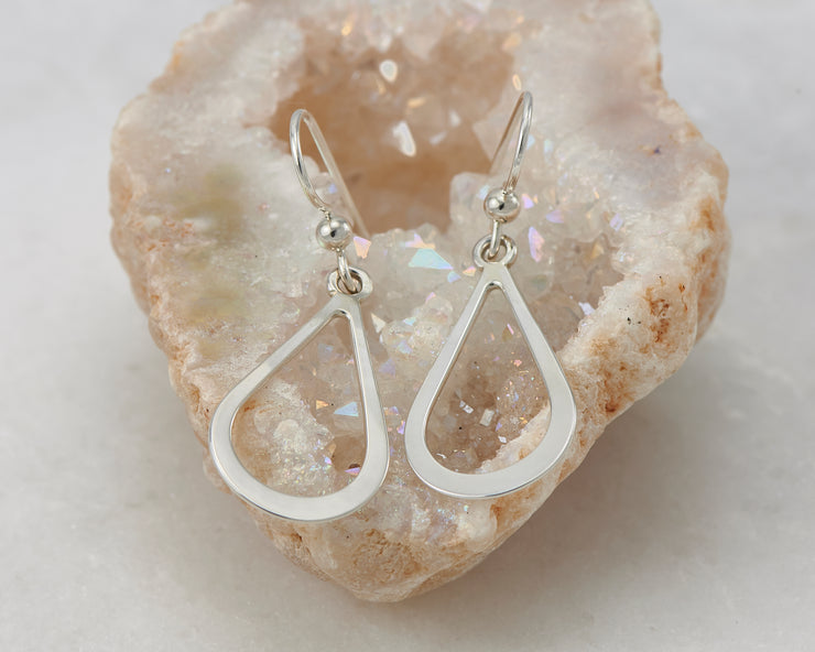 teardrops silver polished earring in quartz